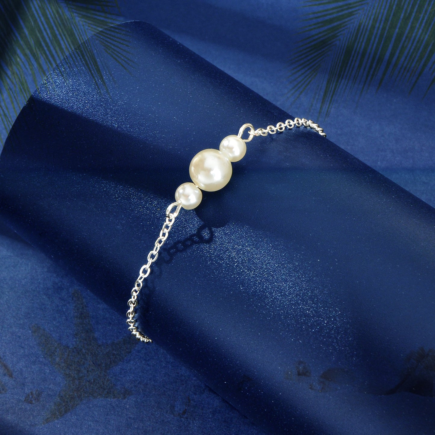Pearl Adorned Minimalist Chain Bracelet - Elegant Simplicity for Every Occasion