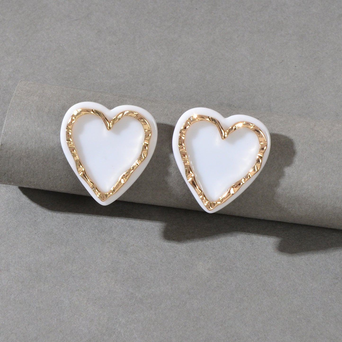 Classic White Resin Heart Stud Personality Earrings for Wife Girls Jewelry Gift