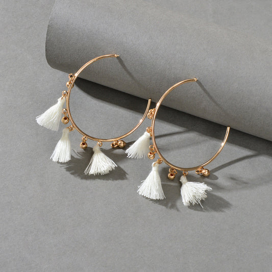 Ethnic Jewellery Boho Chic White Tassel Gold Circle Huggie Hoop Trendy Earrings