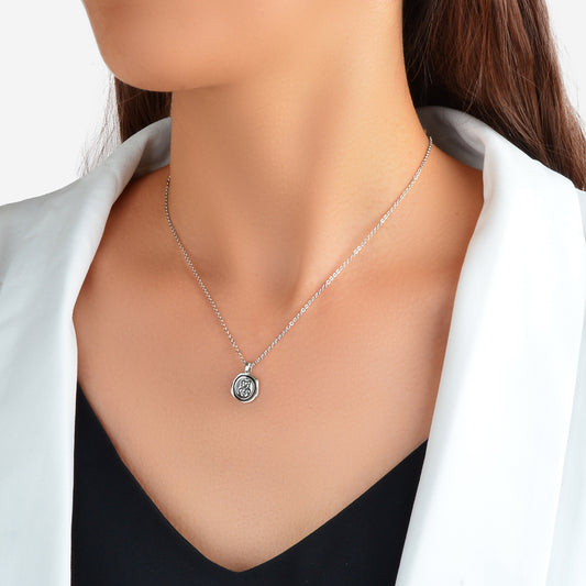 Ladies Jewellery Silver Chain Bear Round Pendant Necklace Dainty Gifts for Women