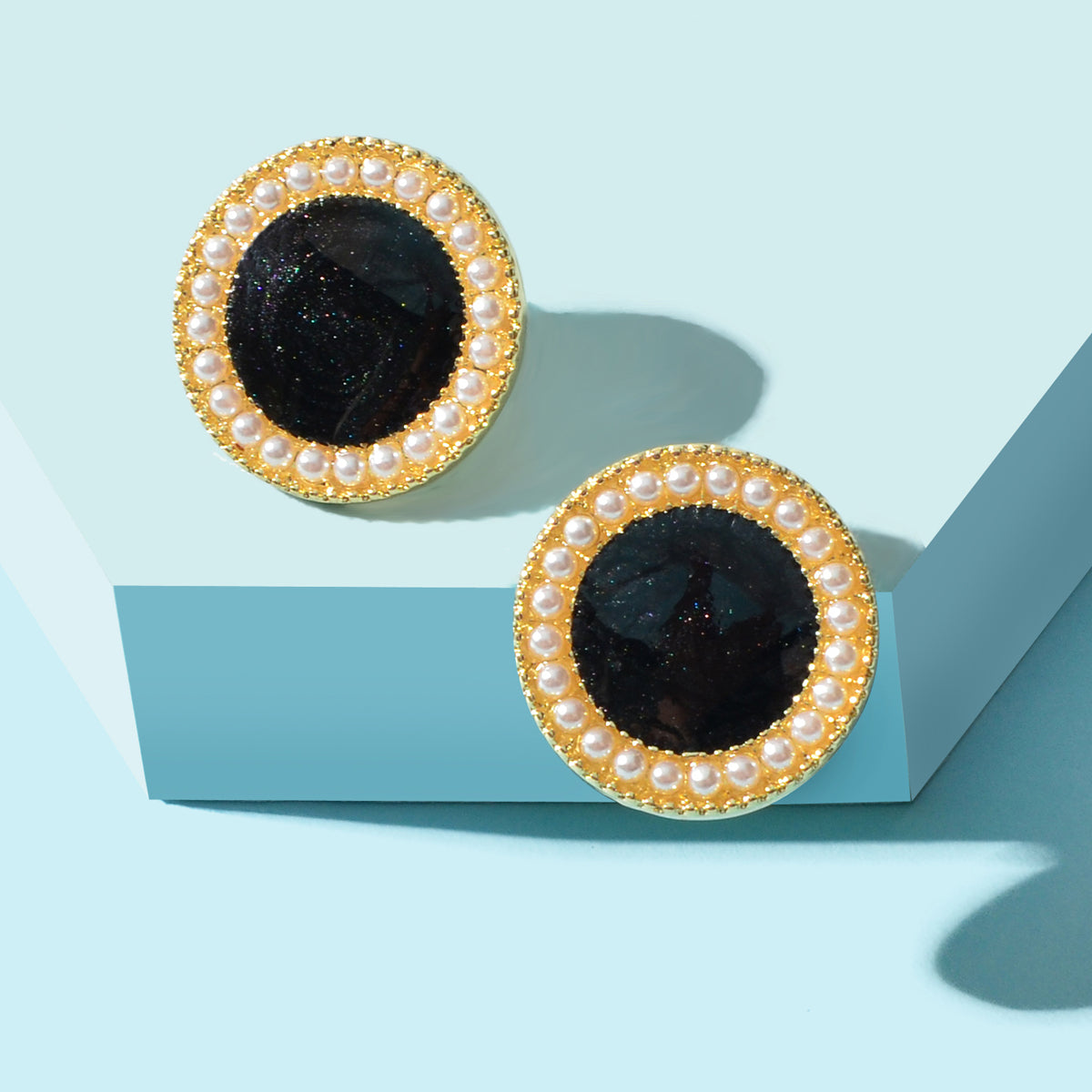 Elegant Pearl Decor Black Enamel Round Stud Earrings Women Dinner Party Jewelry