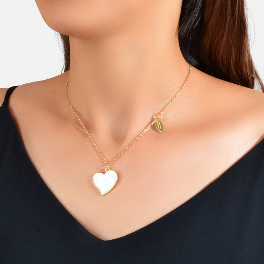 Ladies Jewellery Gold Chain Geometric Charm White Eanmel Heart Pendant Necklace