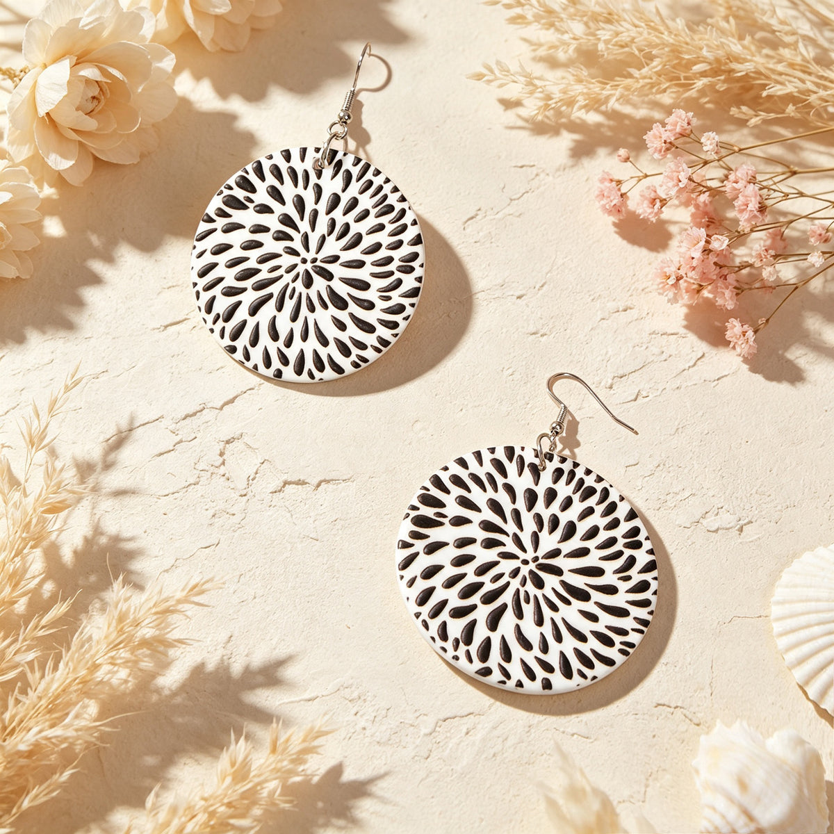 Black White Floral Pattern Lightweight Acrylic Round Geometric Earrings Retro Vacation Jewelry