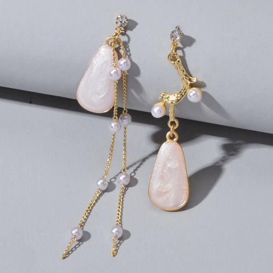 Retro Design Asymmetric Long Gold Chain Pearl Enamel Geometric Dangle Earrings