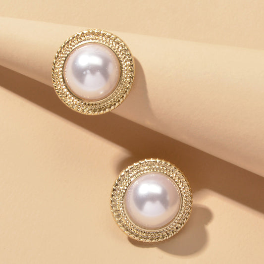 Retro Pearl Decoration Gold Plated Round Stud Wedding Engagement Female Earrings