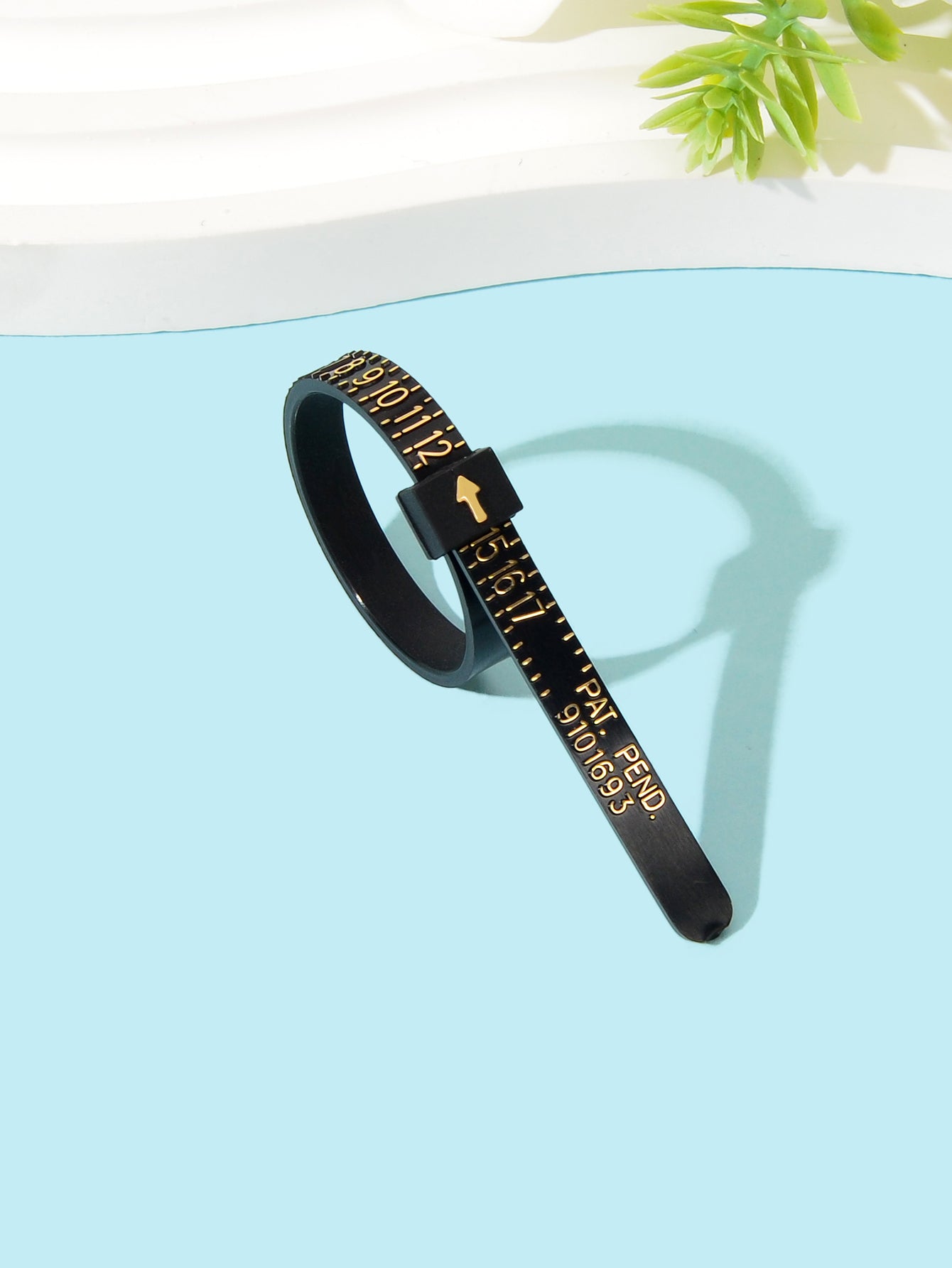 Adjustable Length Soft Plastic Ring - Comfortable & Versatile Fashion Accessory