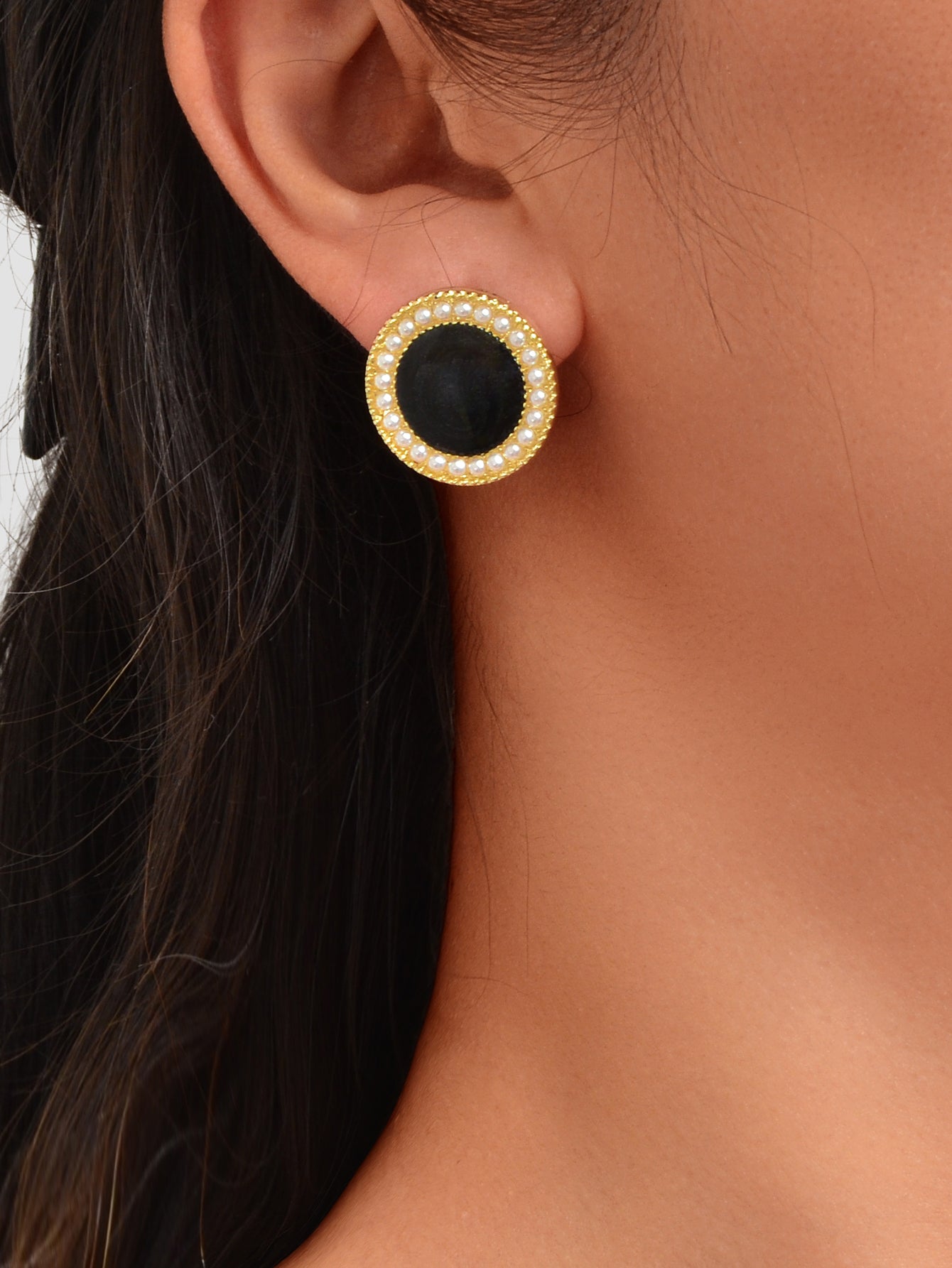 Elegant Pearl Decor Black Enamel Round Stud Earrings Women Dinner Party Jewelry