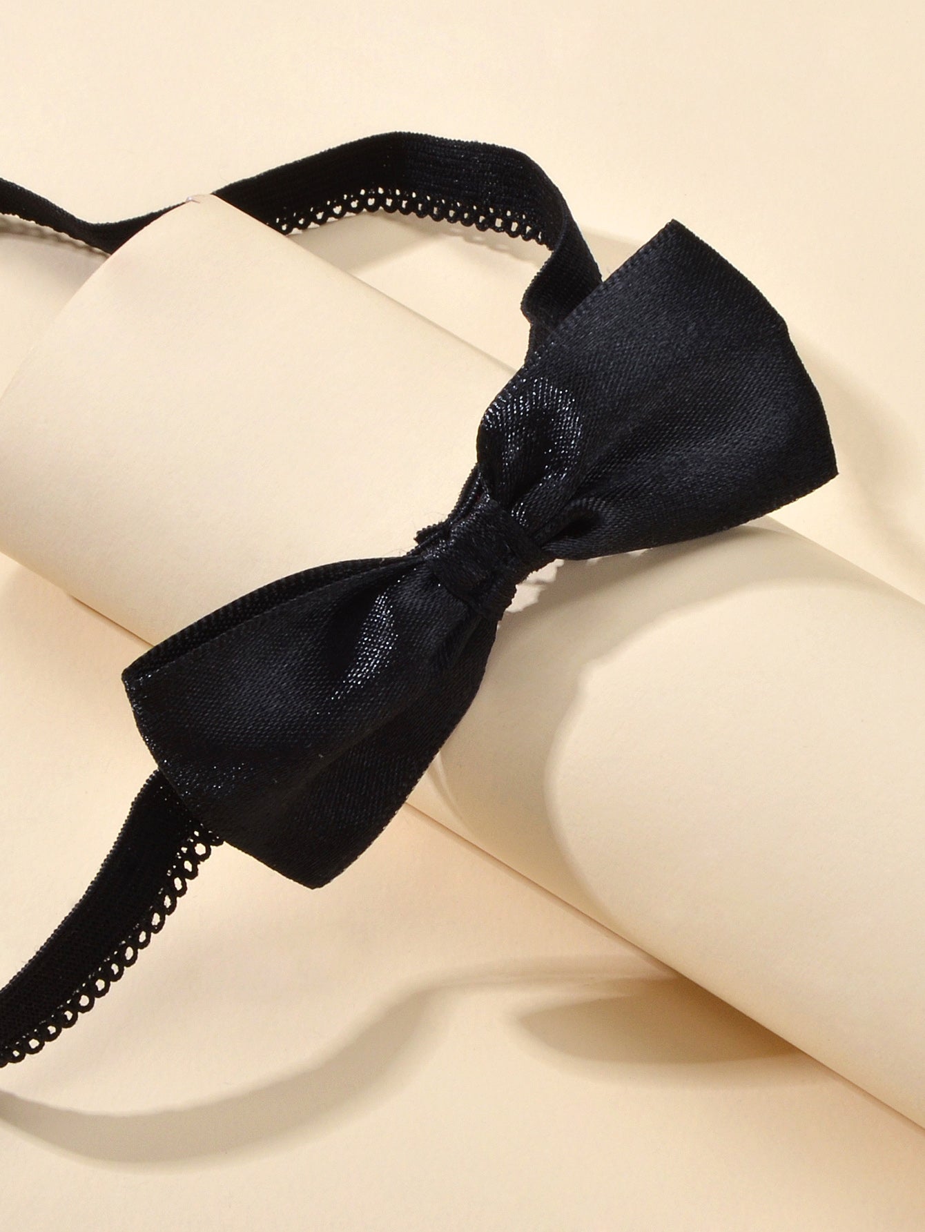 Gothic Elastic Leg Ring Belt Black Lace Bow tie Thigh Ring Garters Body Jewelry