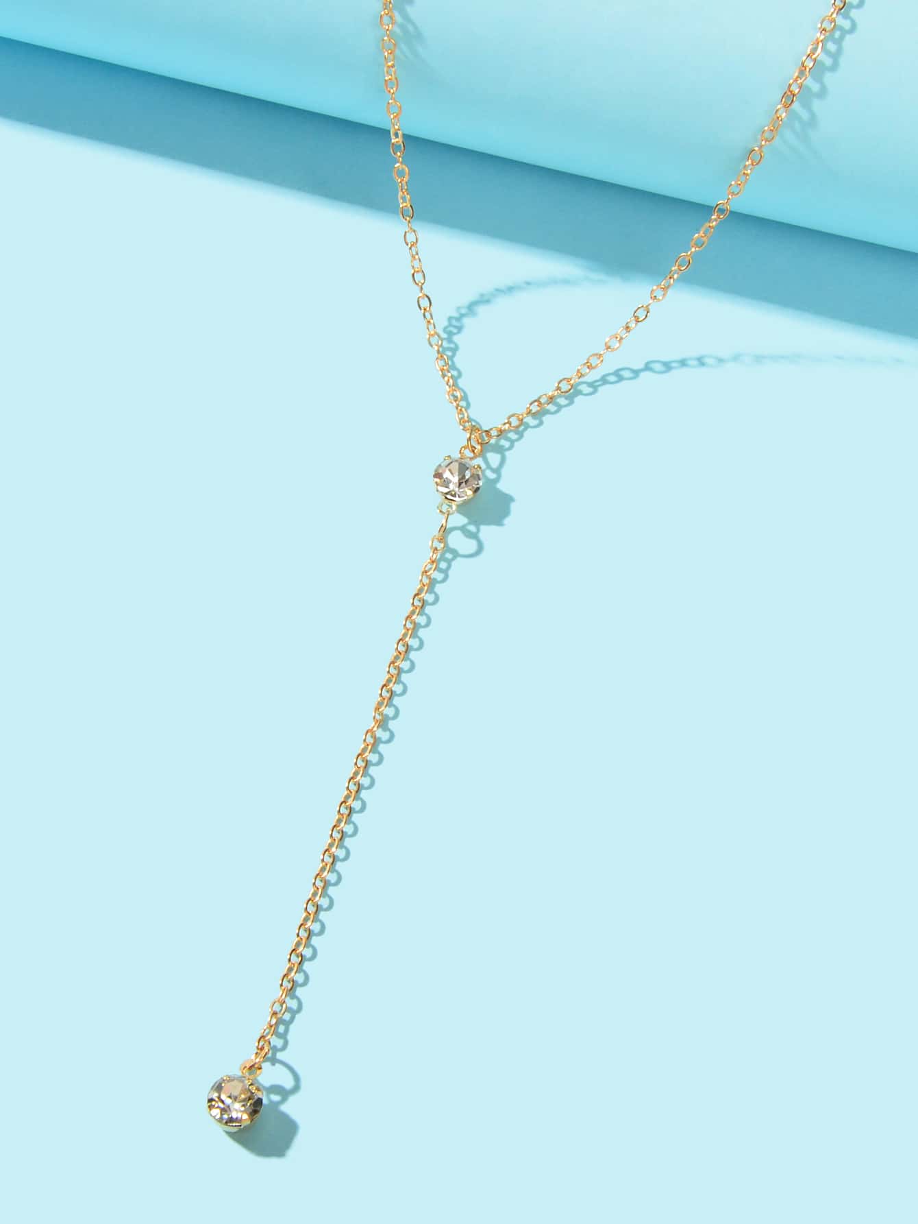 Gold Long Tassel Chain Necklace Elegant Statement Piece Jewelry for Any Occasion