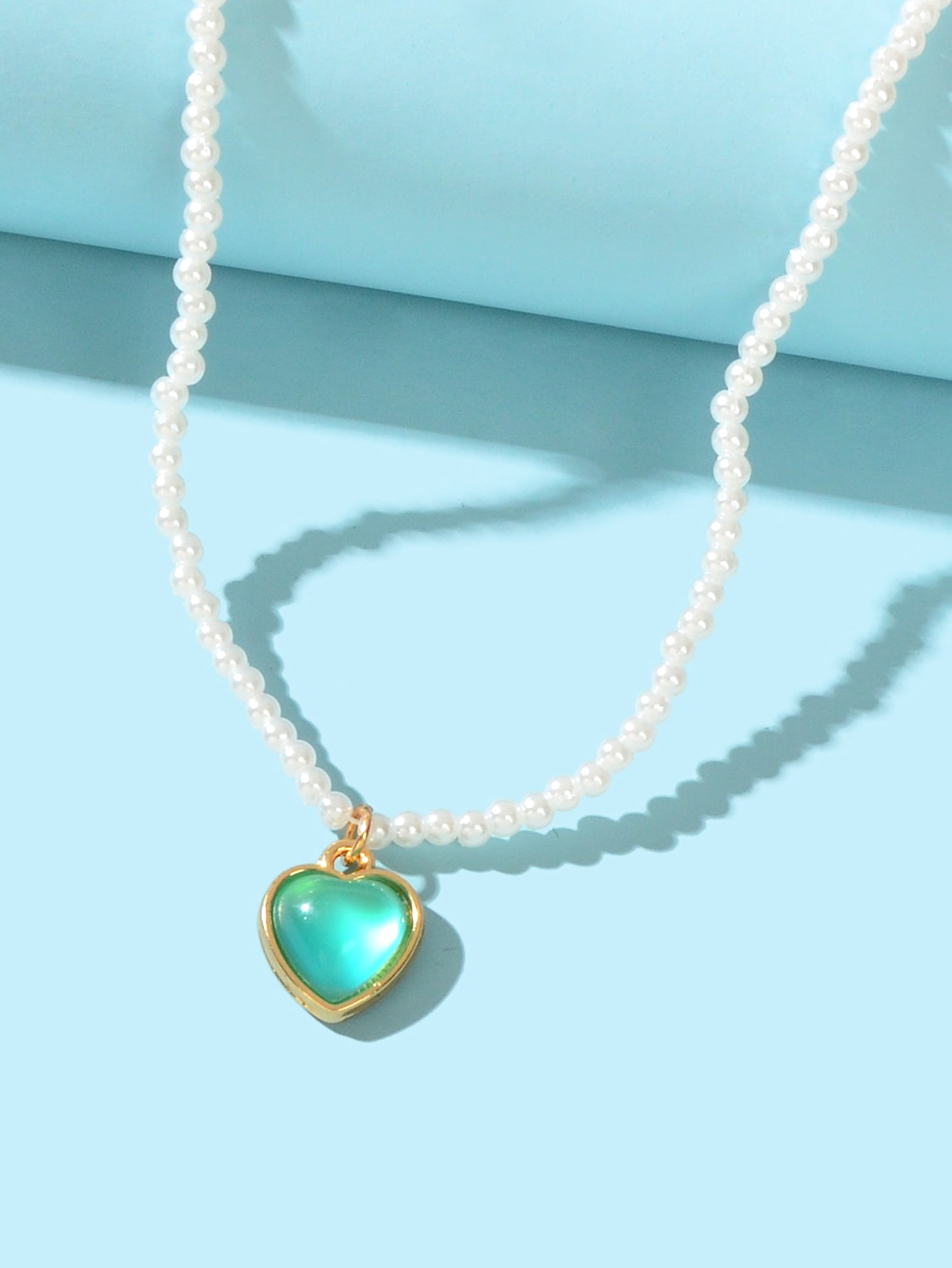 Anniversary Wedding Jewelry Pearl Beaded Chain Green Heart Charm Collar Necklace