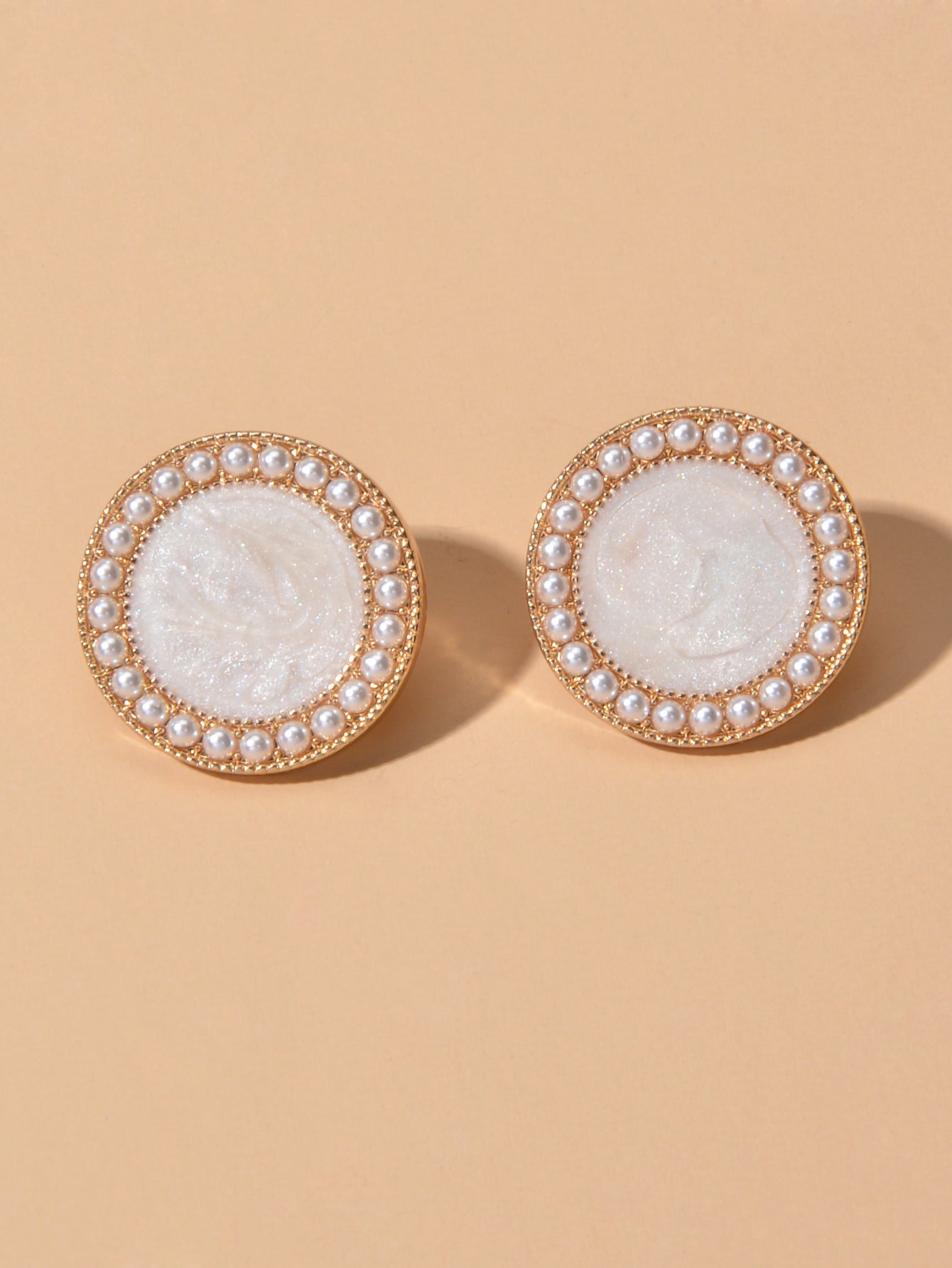 Elegant Pearl Decor Black Enamel Round Stud Earrings Women Dinner Party Jewelry