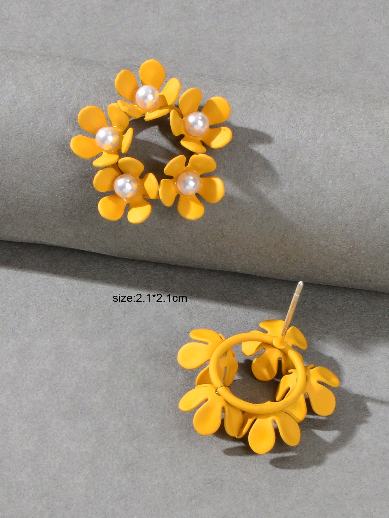 Delicate Pearl Decoration Yellow Flower Stud Hypoallergenic Small Women Earrings