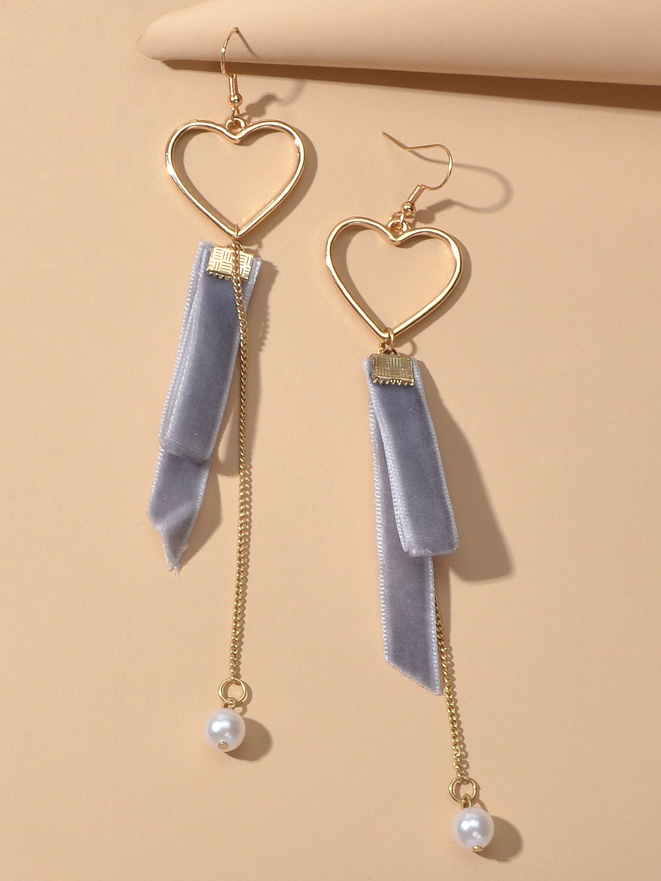 Gold Heart Velvet Decor Pearl Charm Long Chain Pendant Earrings Retro Jewellery