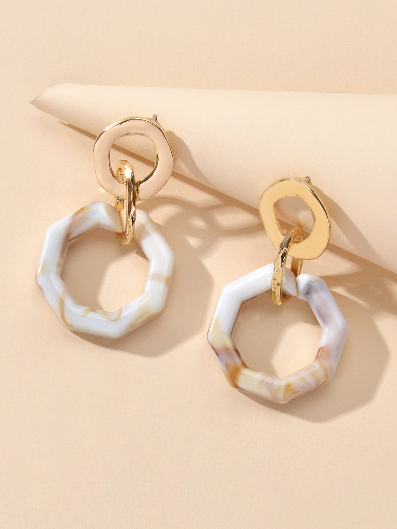 Retro Gold Lock Mottled Acrylic Marble Dangle Geometric Pierced Party Earrings