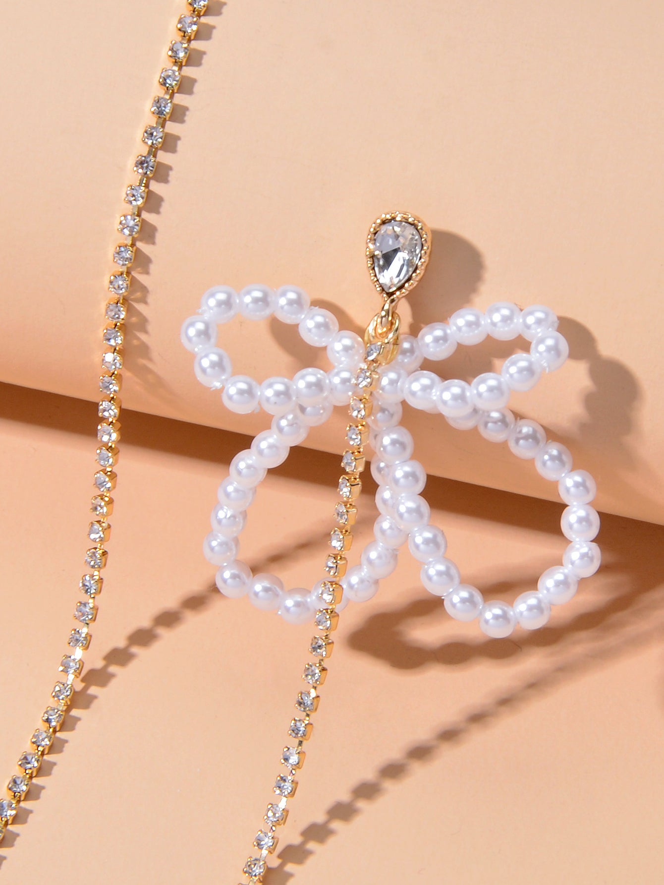 Sweet Pearl Beads Flower Rhinestone Long Gold Chain Asymmetric Pendant Earrings