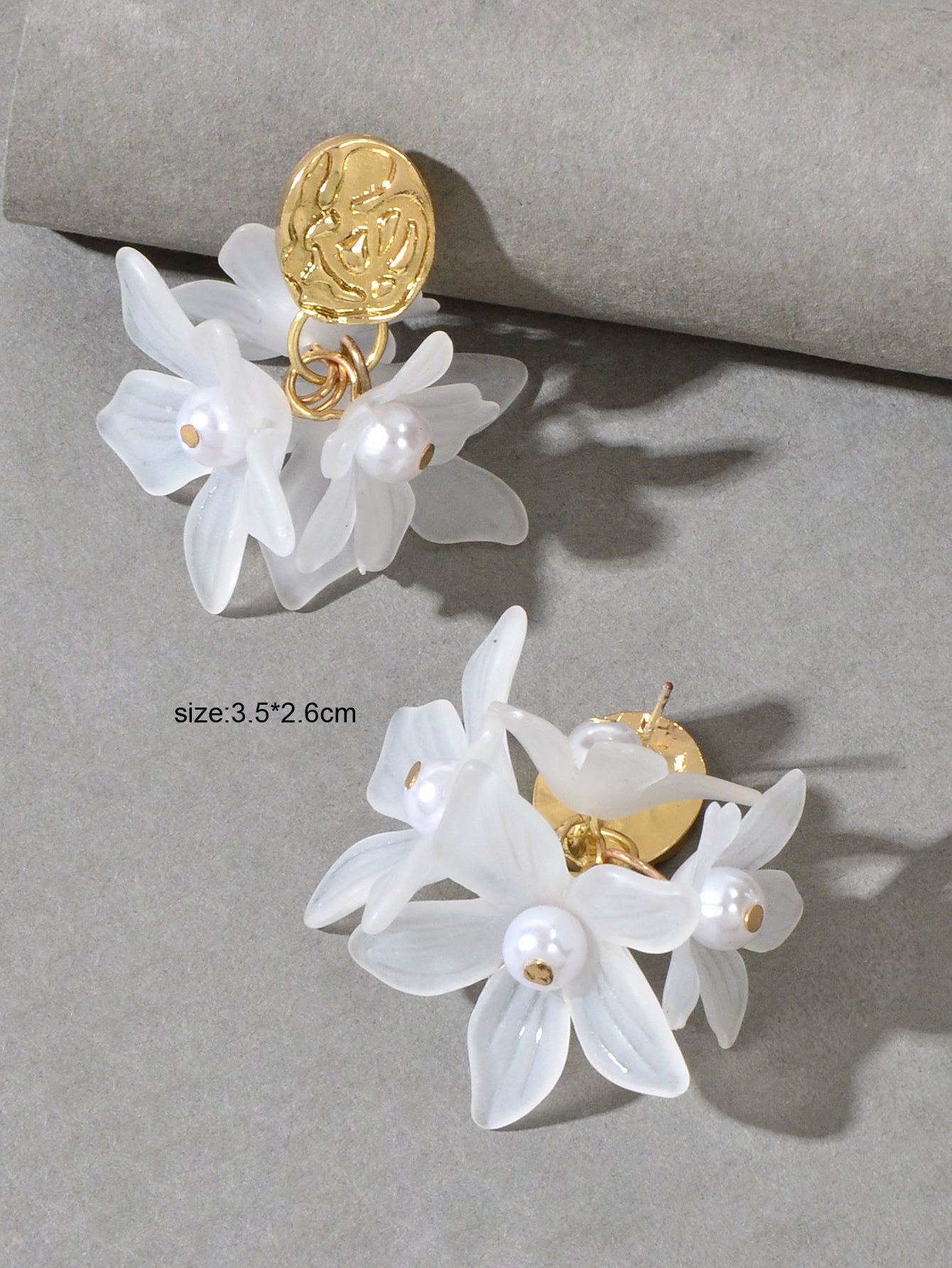 Boho Luxury White Resin Petal Drop Flower Exaggerated Floral Earrings for Women