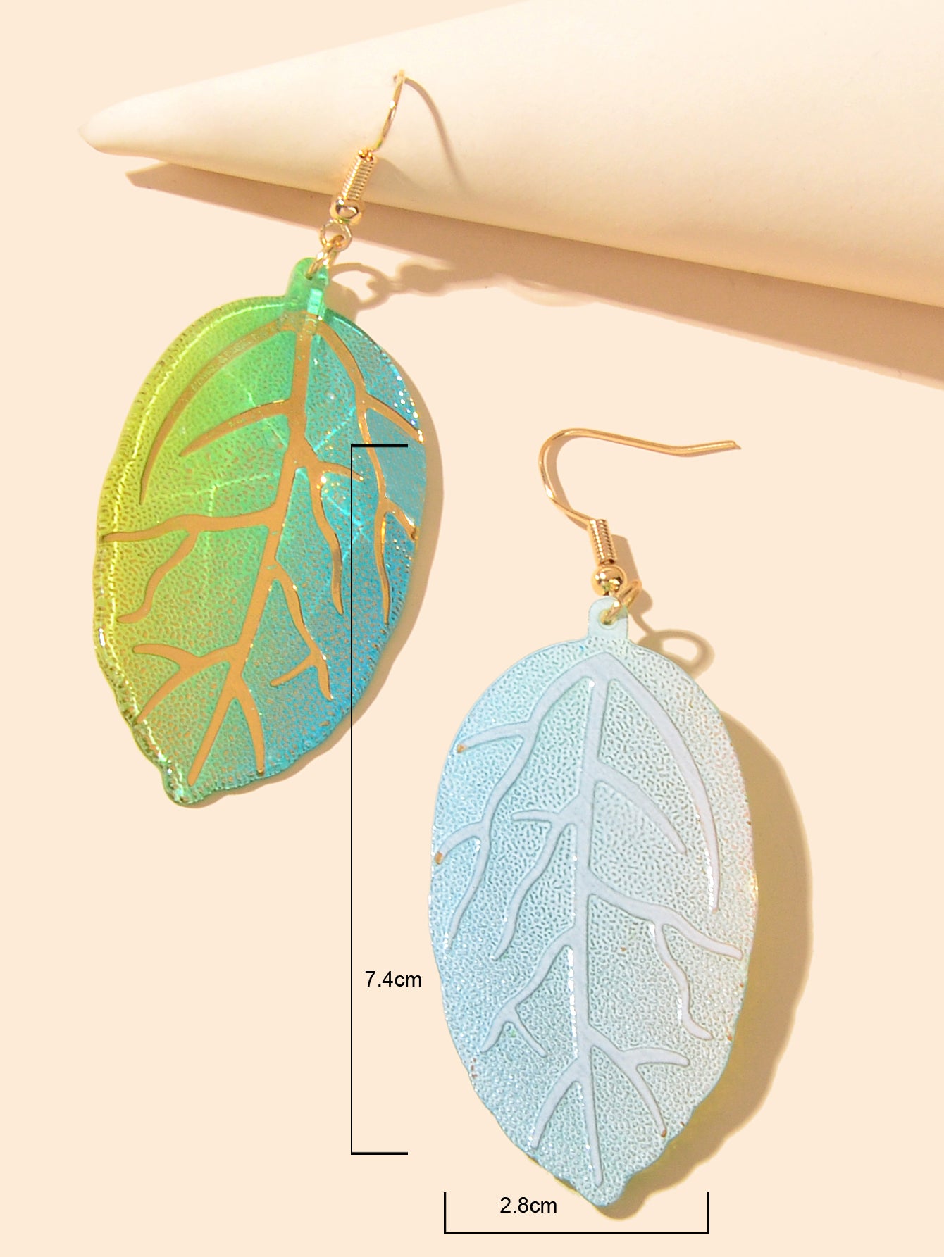 Green Leaf Acrylic Drop Dangle Statement Earrings Bohemian Summer Cool Jewellery