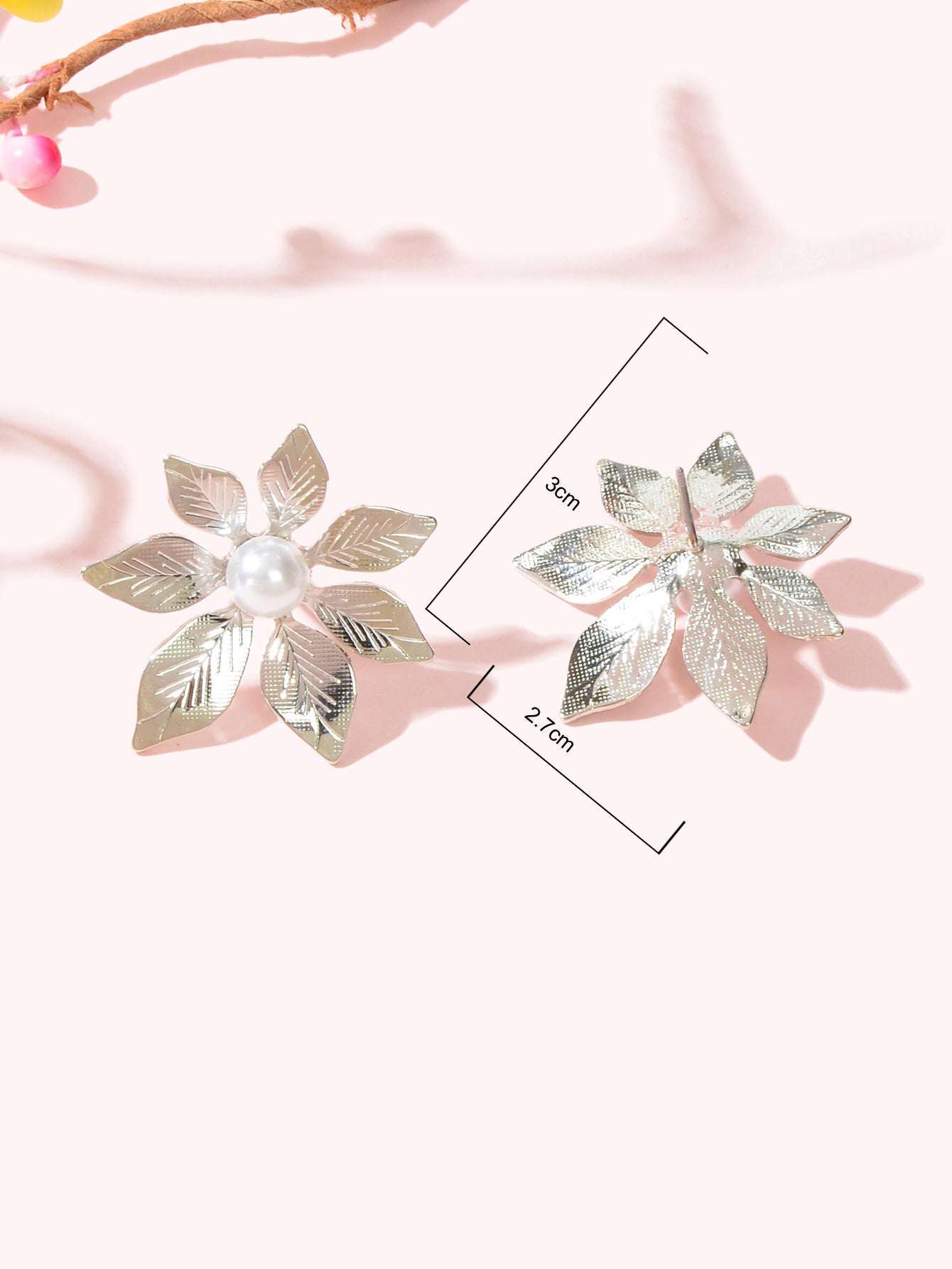 Fashion Pearl Decoration Gold Silver Leaf Hypoallergenic Stud Pierced Earrings