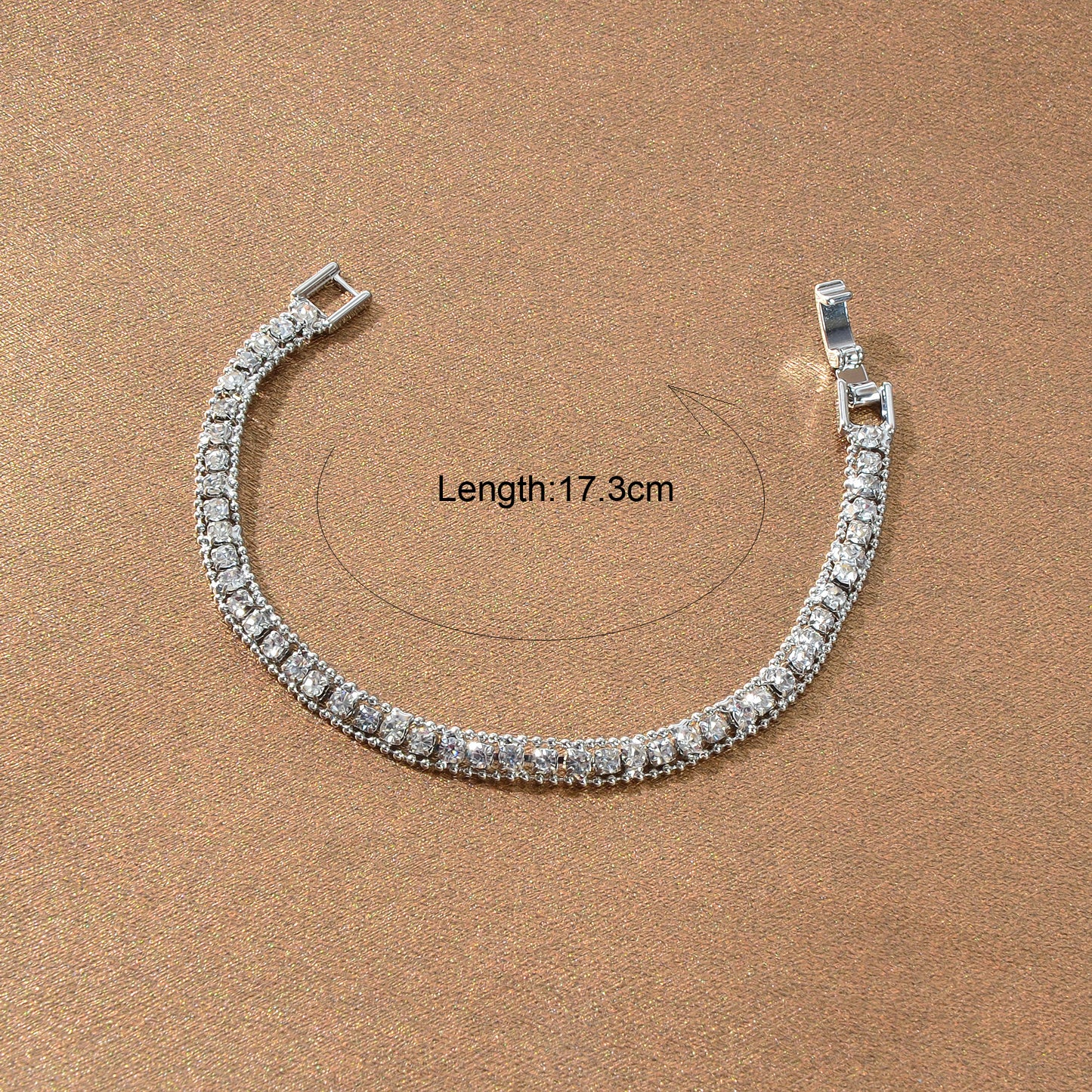 Gorgeous Anniversary Jewelry Rhinestone Decor Silvery Chain Bracelet for Women
