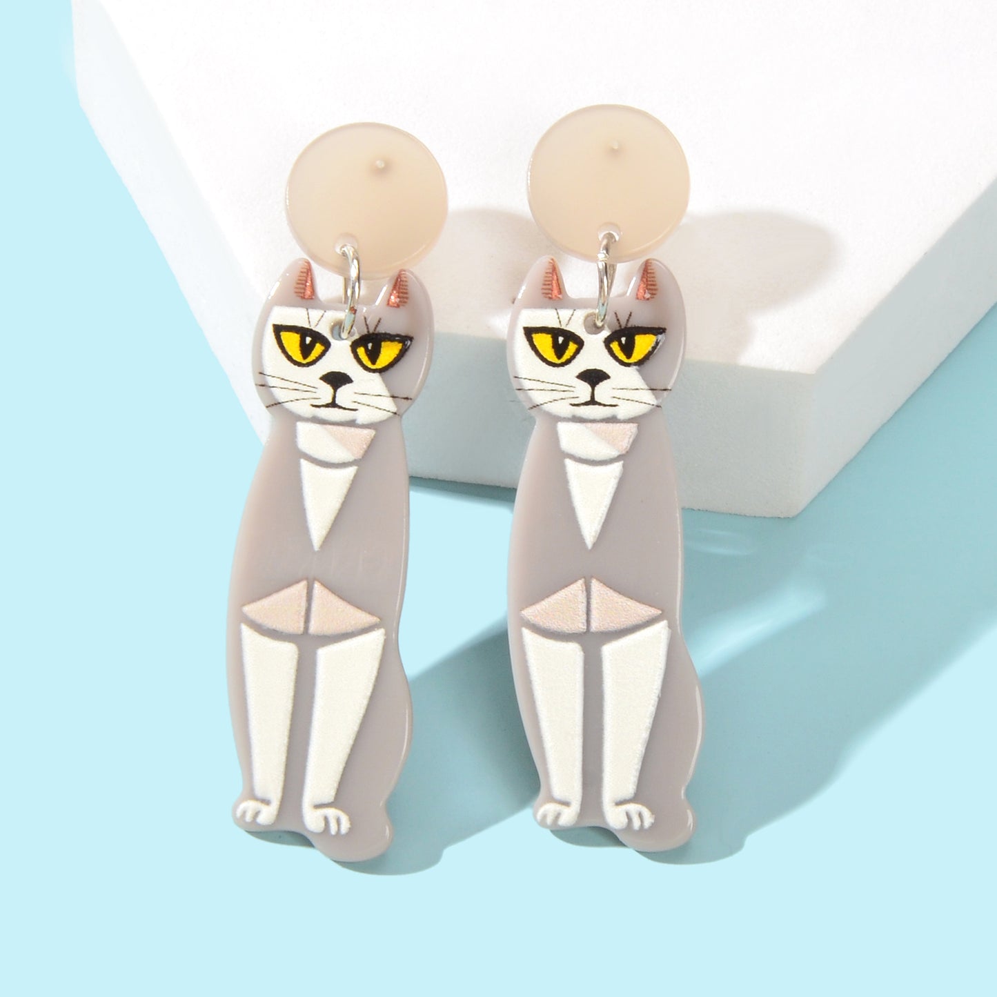 Cartoon Design Gray Resin Acrylic Cat Big Earrings Personality Women Accessories
