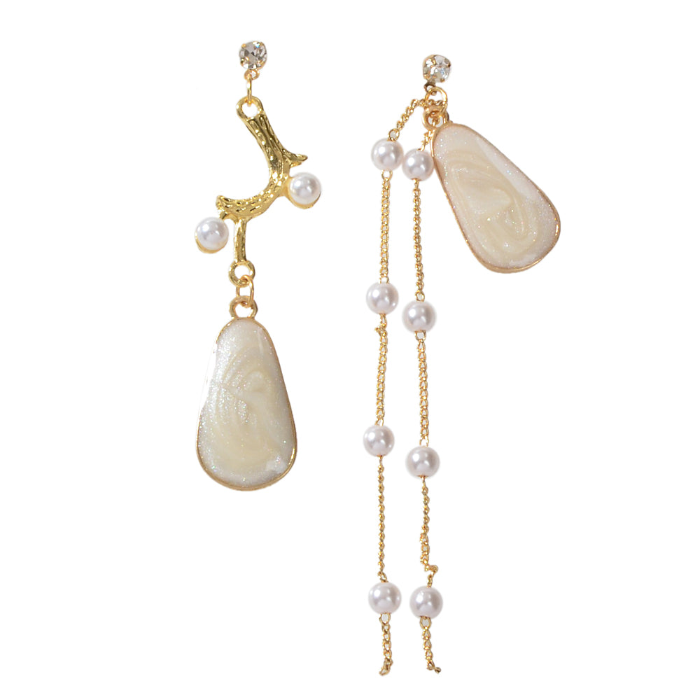Retro Design Asymmetric Long Gold Chain Pearl Enamel Geometric Dangle Earrings