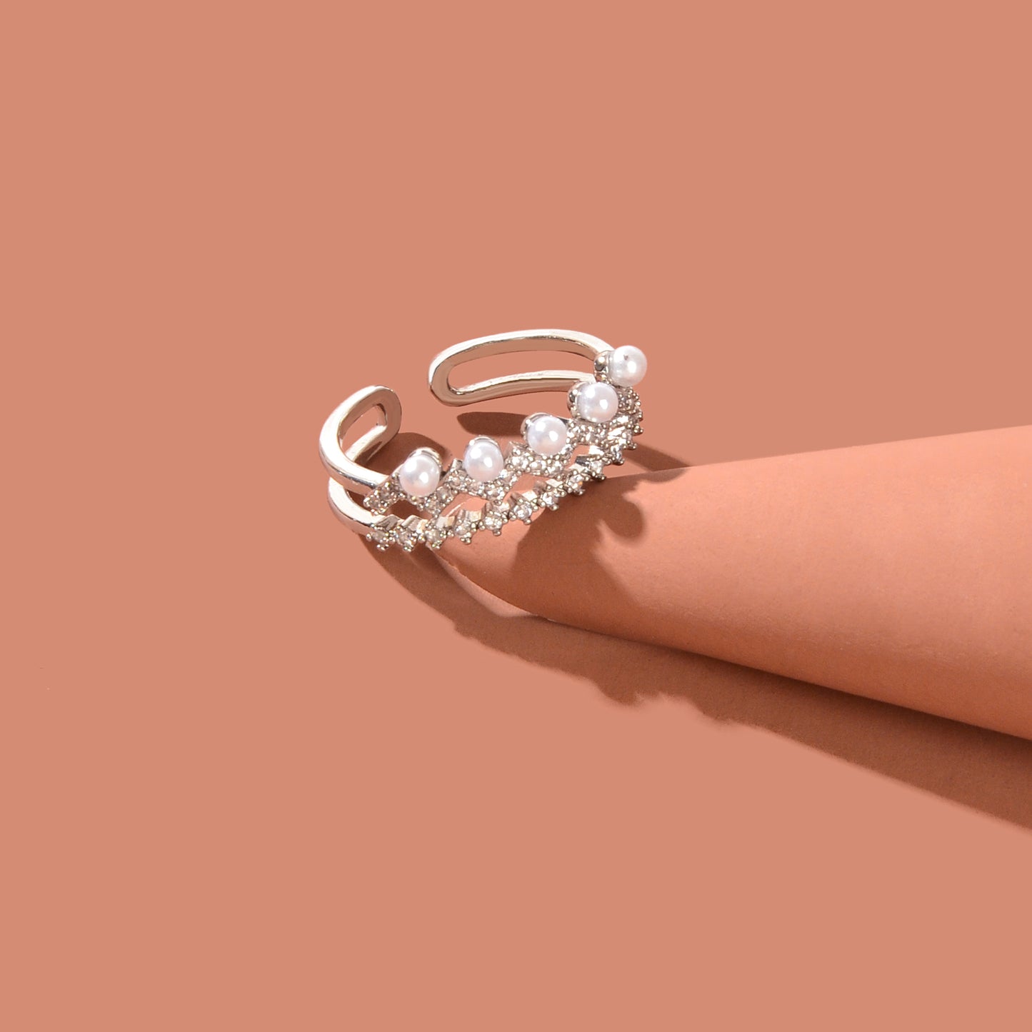 Luxurious Wedding Engagement Jewelry Imitation Pearl Rhinestone Decor Silvery Finger Ring