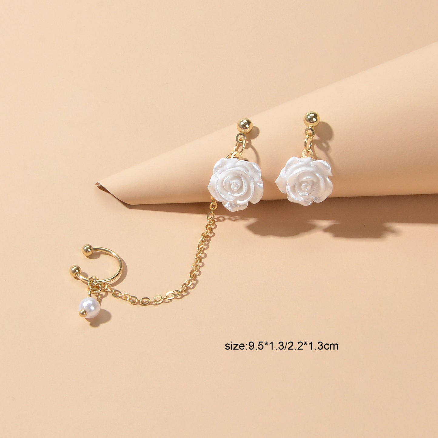 Cartilage Jewelry Pearl White Flower Ear Cuff Stud Cartilage Asymmetric Earrings