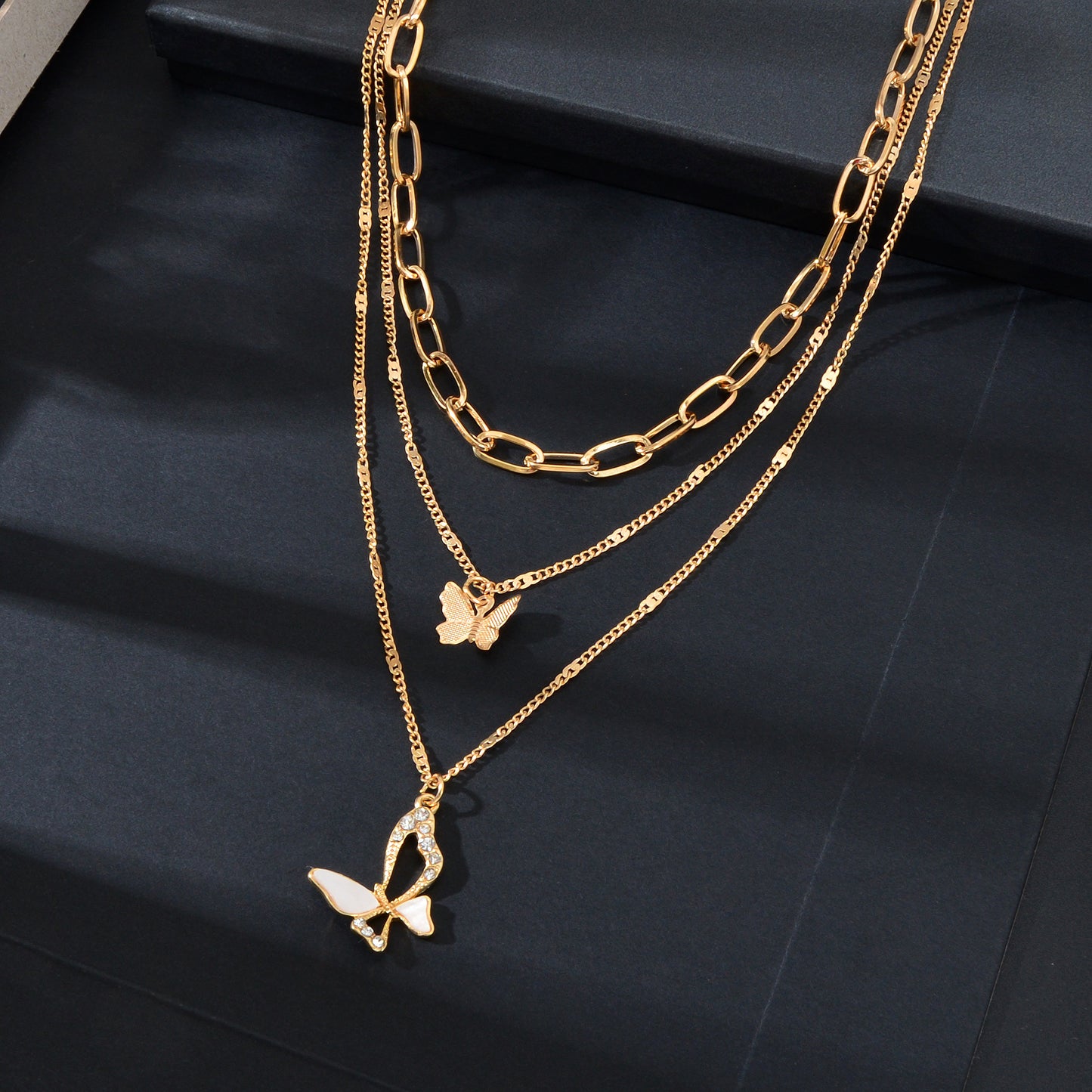 Elegant Golden Layered Chain Butterfly Pendant Necklace for Women Party Social gatherings Jewelry