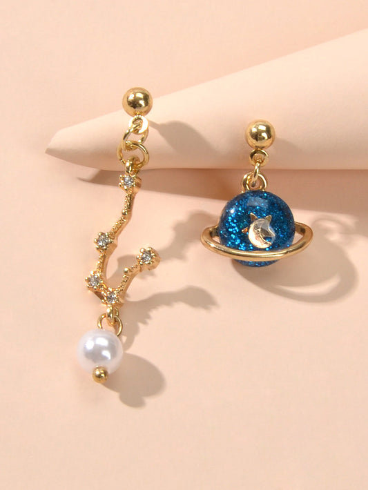 Good Quality Asymmetric Gold Metal Star Moon Pearl Charm Planet Dangle Earrings