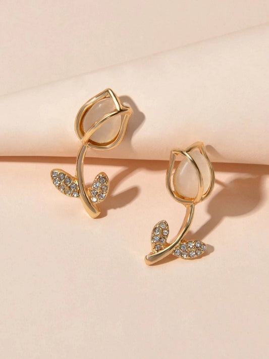 Gold Tone Fancy Gorgeous Crystal Stud Lovely Floral Earrings Party Gift Jewelry