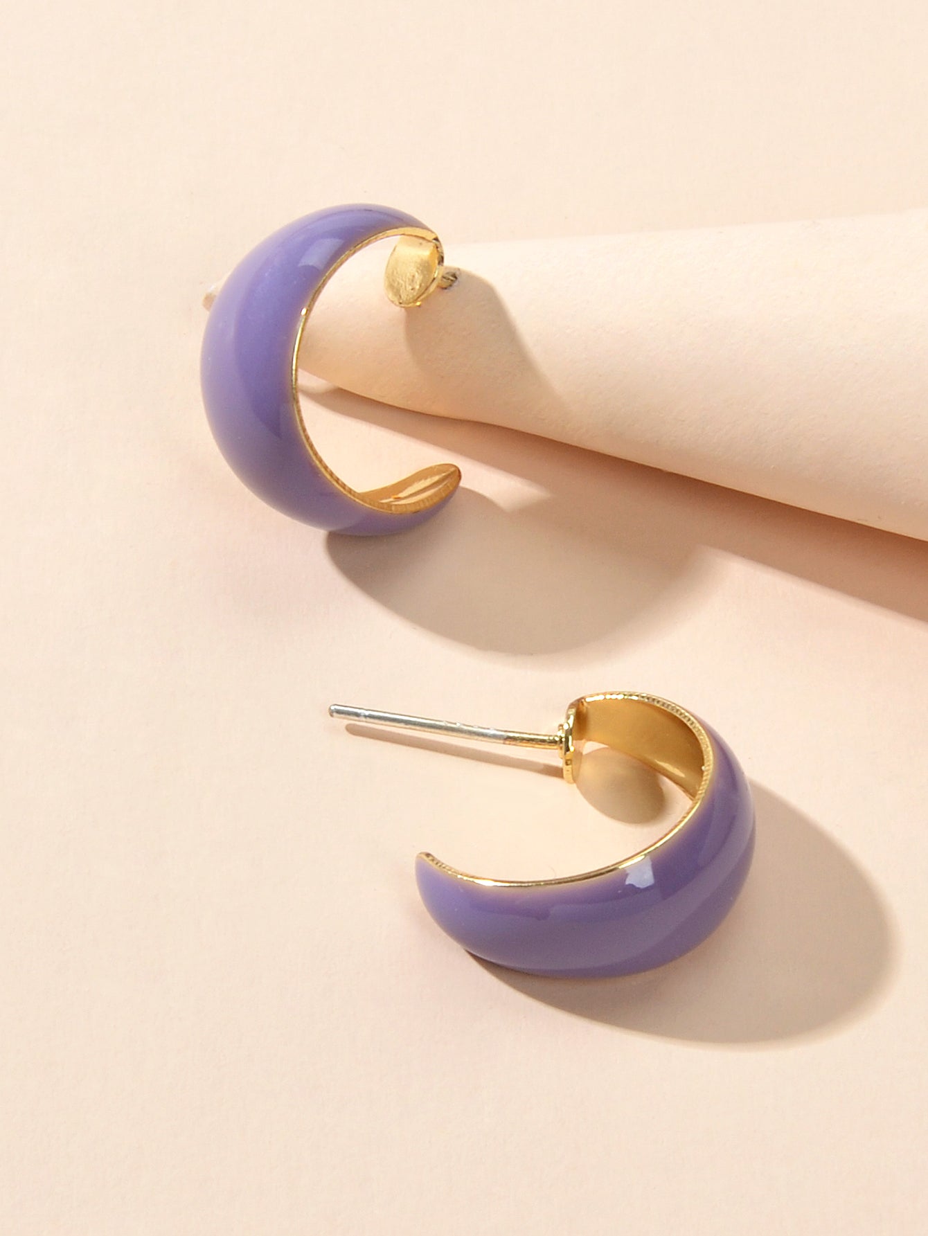 Female Retro Purple Enamel Cute Half Hypoallergenic Hoop Huggie Stud Earrings