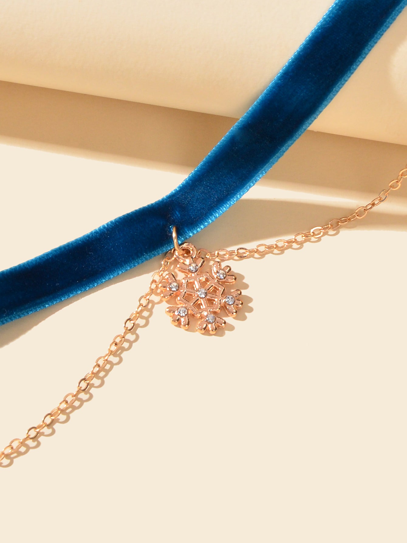 Retro Blue Tattoo Velvet Choker Snowflake Layer Necklace