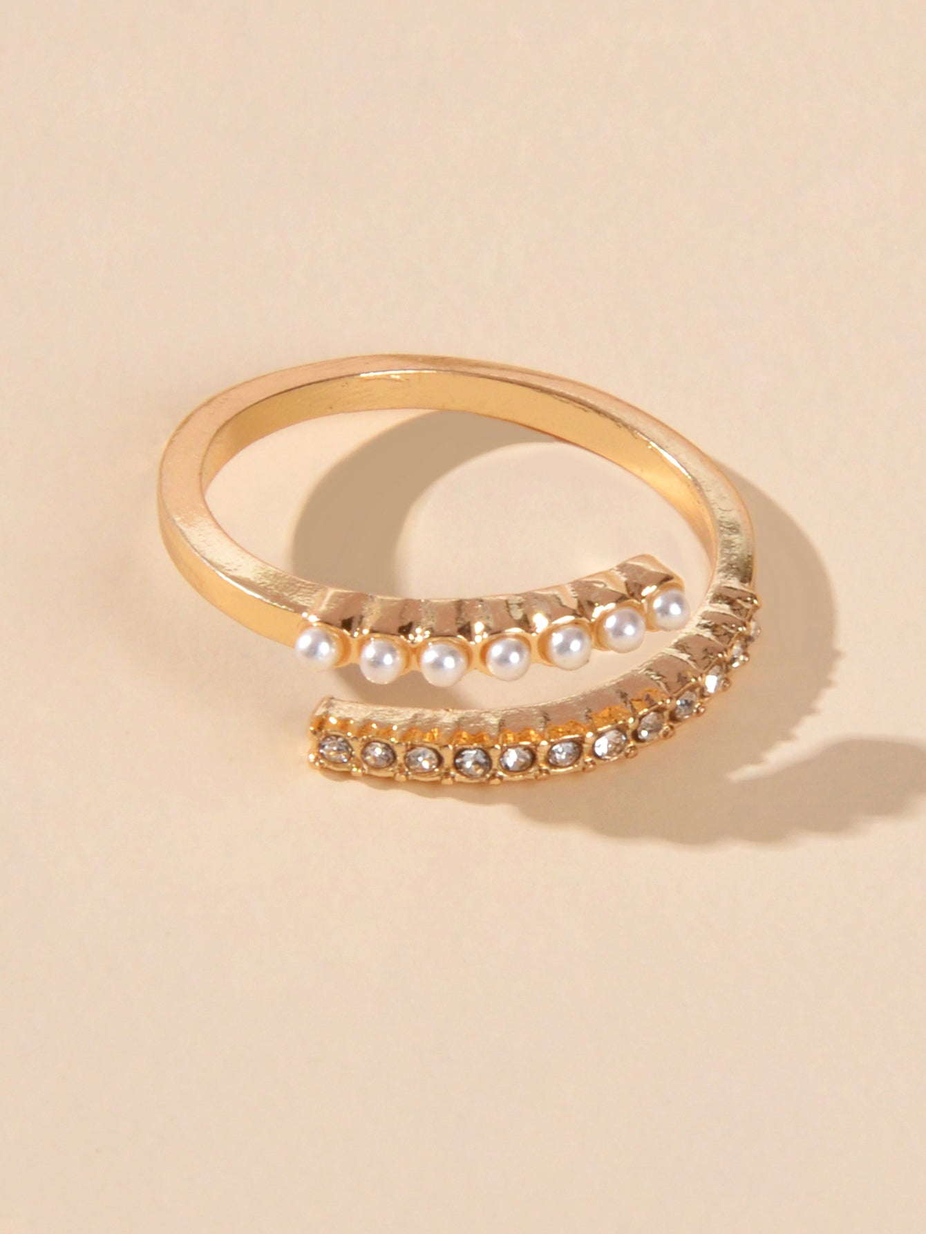 Anniversary Wedding Jewelry Band Women Rhinestone Pearl Gold Finger Circle Ring