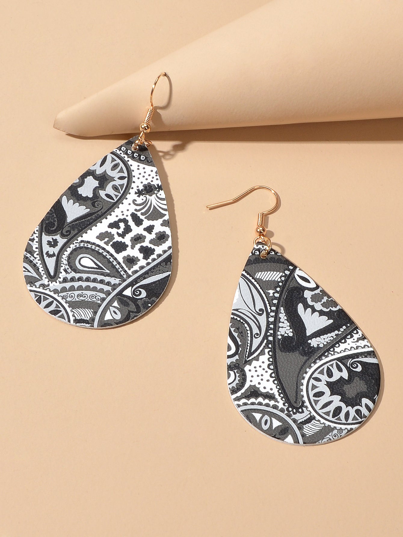 Ethnic Jewellery White Black Geometric Pu Leather Water Drop Dangle Earrings