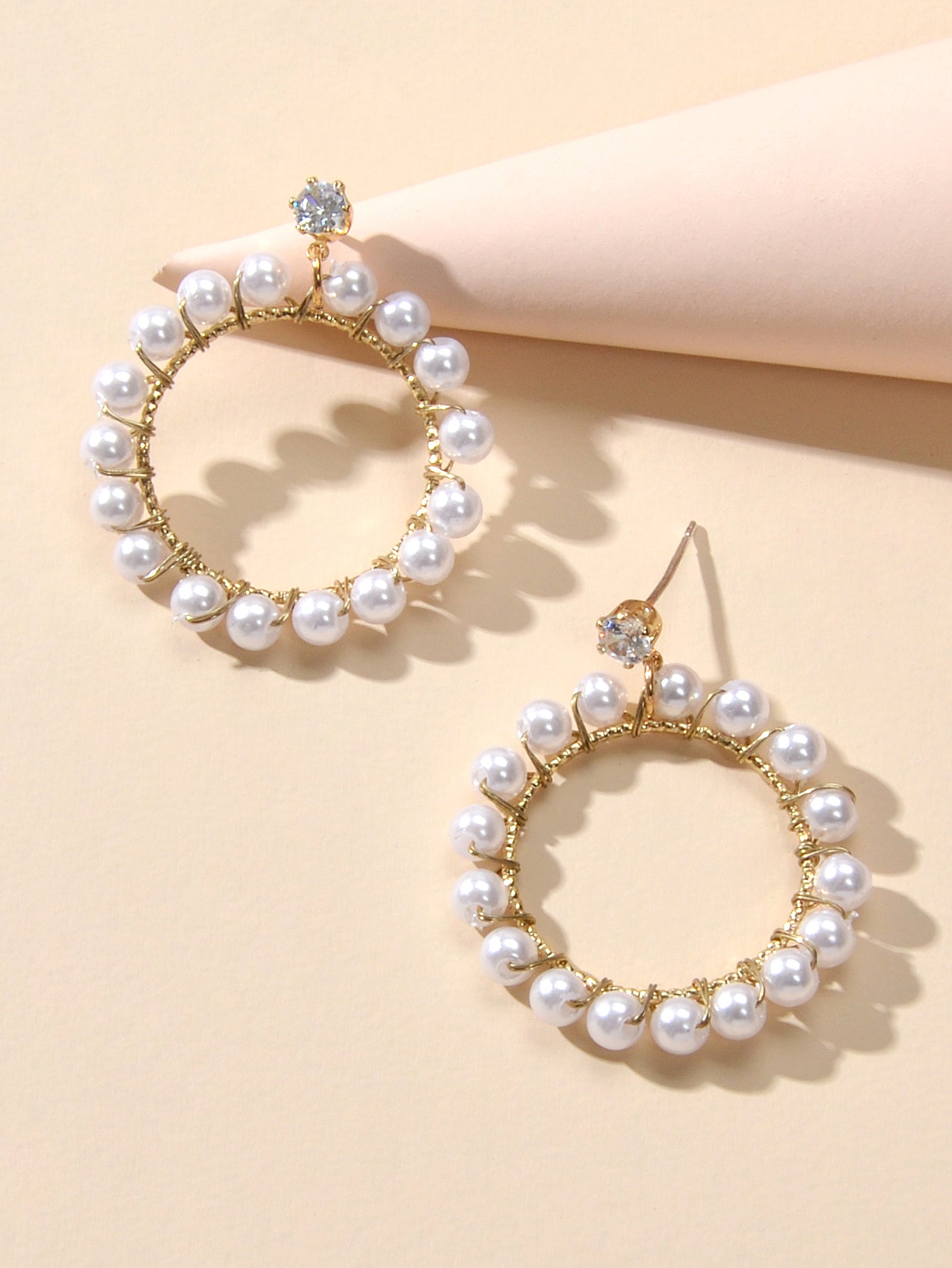 Retro Textured Jewelry Faux Pearl Decor Circle Dangle Earrings for Wedding Party