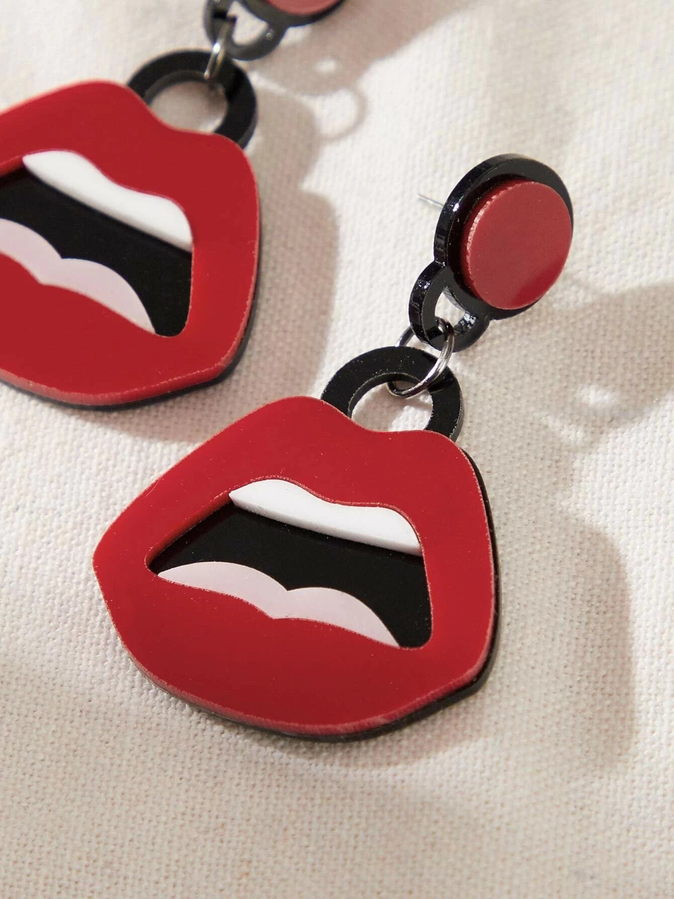 Personality Creative Red Lips Acrylic Statement Dangle Earrings Party Jewellery