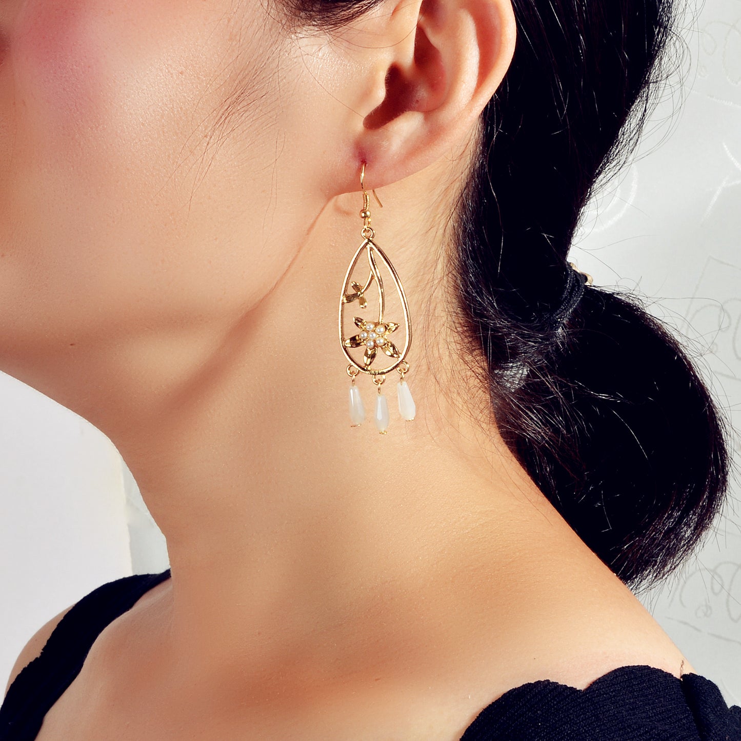 Courtly Style Pearl Flower Beads Charm Hollow Water Drop Dangle Hook Earrings