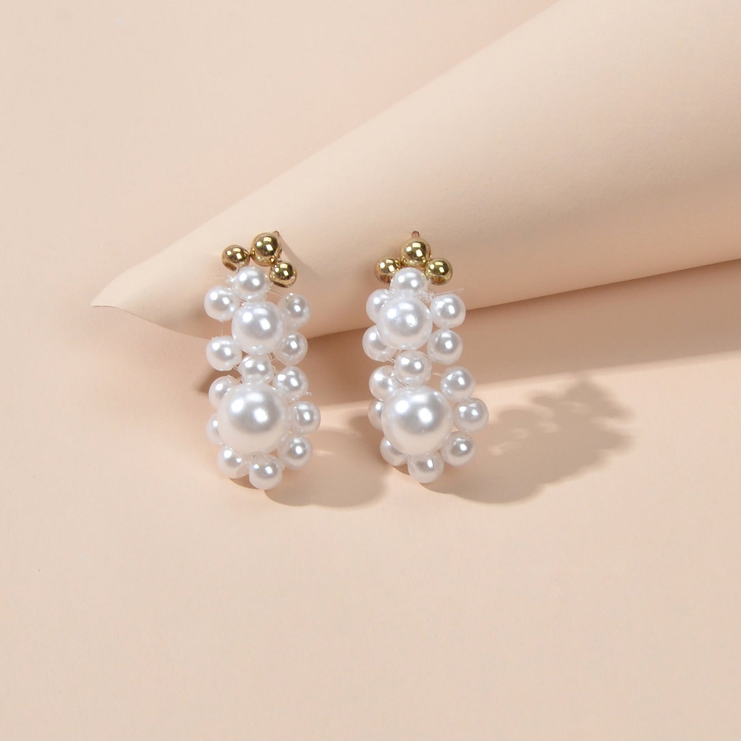 Retro Handmade Braided Pearl Beads Flower Stud Pierced Earring for Wedding Party