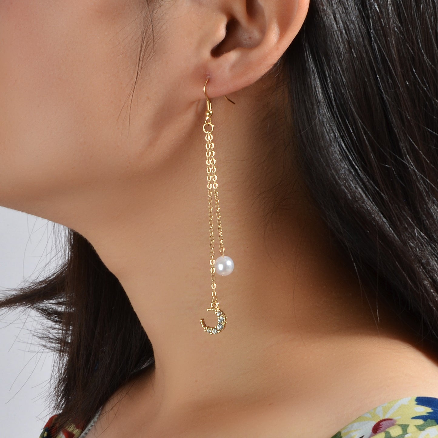 Dangling Elements Pearl Charm Gold Silver Long Chain Rhinestone Moon Earrings