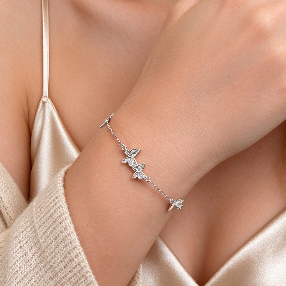 Silver Shiny Butterfly Charm Bracelet Adjustable Dainty Party Daily Jewelry Gift