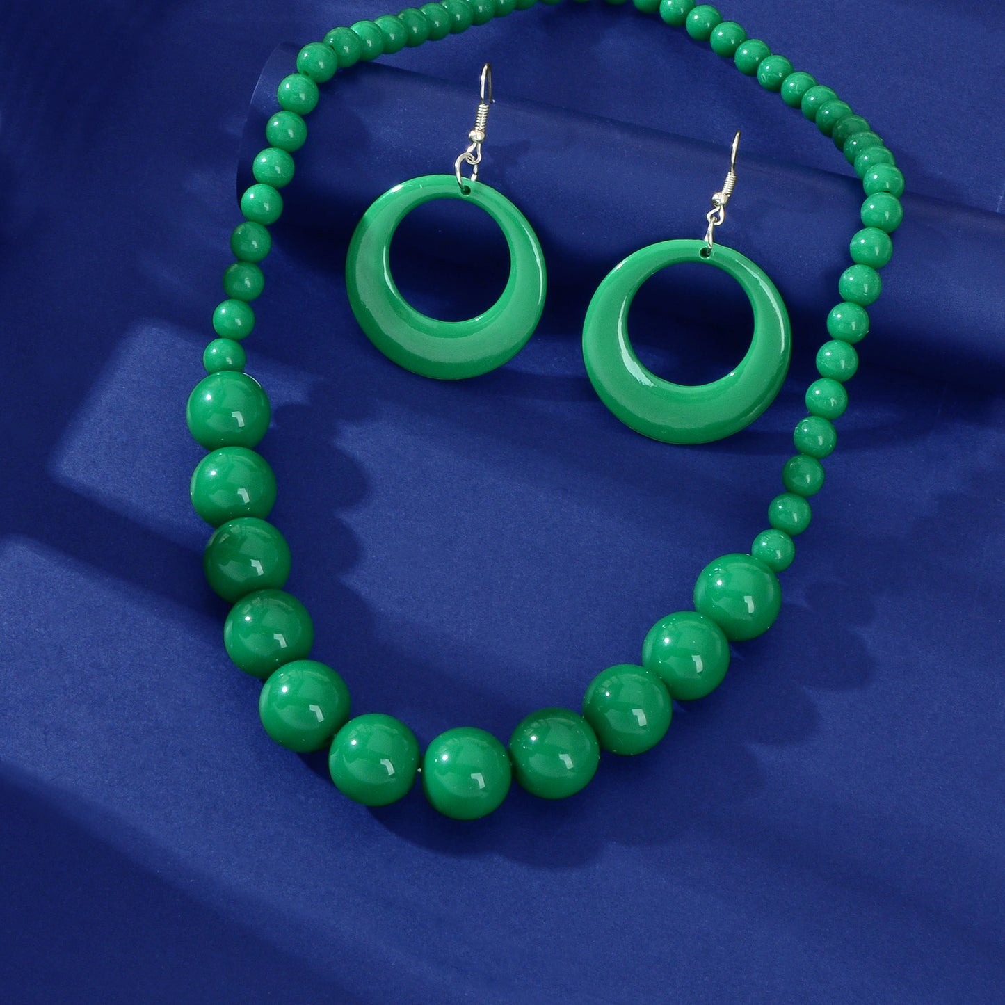 Bohemian Vacation Eye-catching Jewelry set Beads Collar Chunky Necklace and Circle Dangle Earrings Exaggerated Jewelry Set