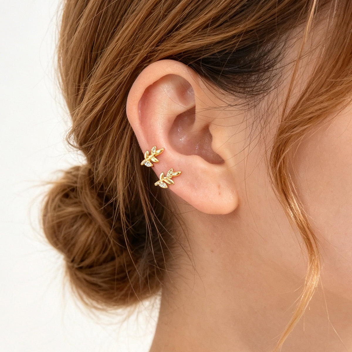2pcs Gold Wheat Leaf Ear Cuff Women No Piercing Crystal Cartilage Clip Jewelry