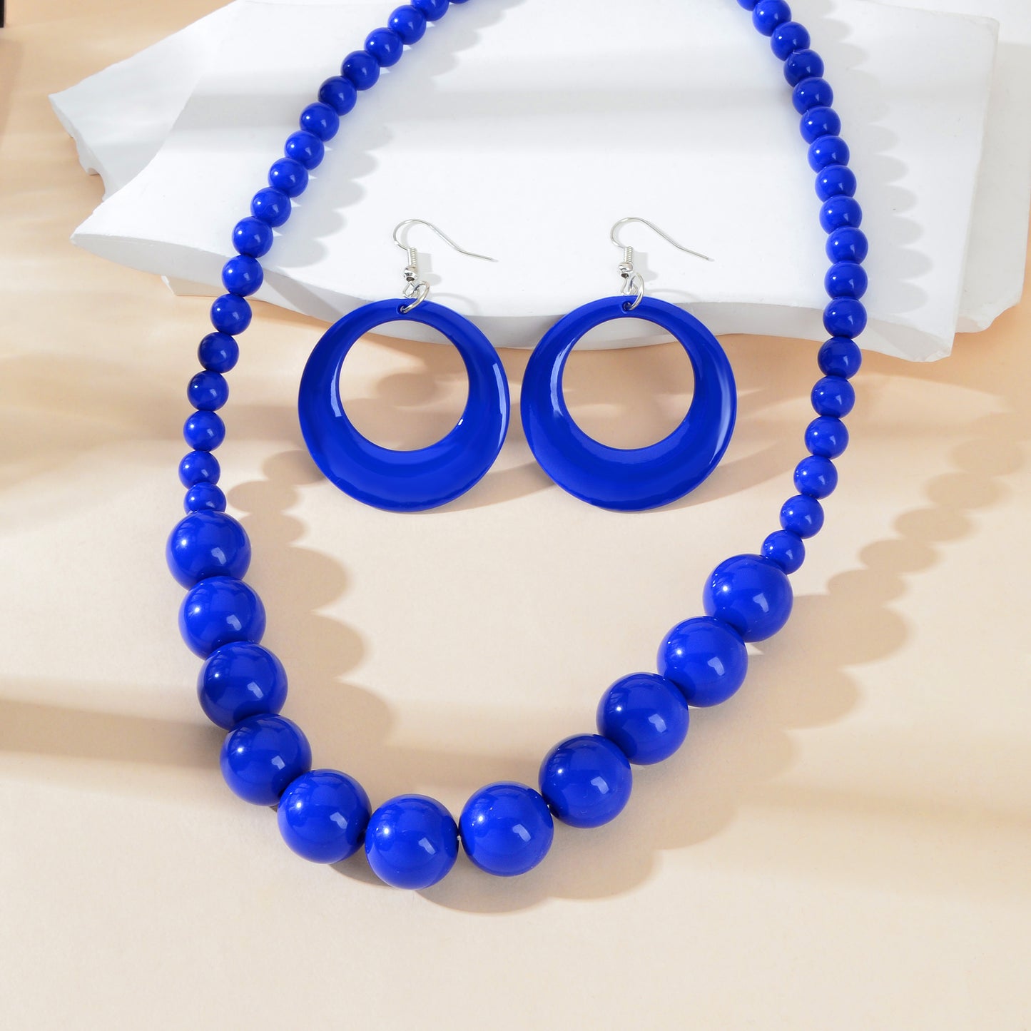 Bohemian Vacation Eye-catching Jewelry set Beads Collar Chunky Necklace and Circle Dangle Earrings Exaggerated Jewelry Set
