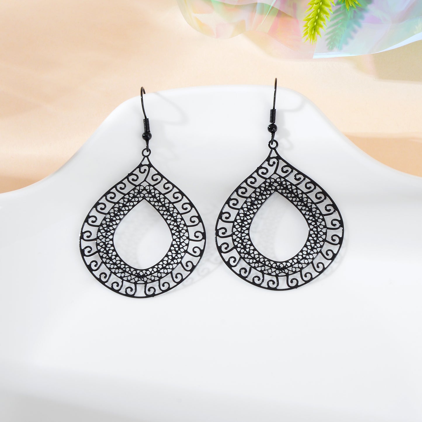 Elegant Black Hollow Geometric Water Drop Earrings Party Daily Holiday Jewelry