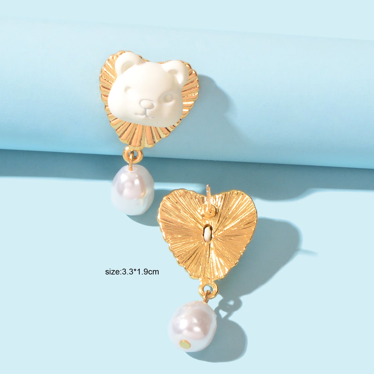 Lovely Cartoon White Bear Pierced Pearl Charm Gold Heart Hypoallergenic Earrings