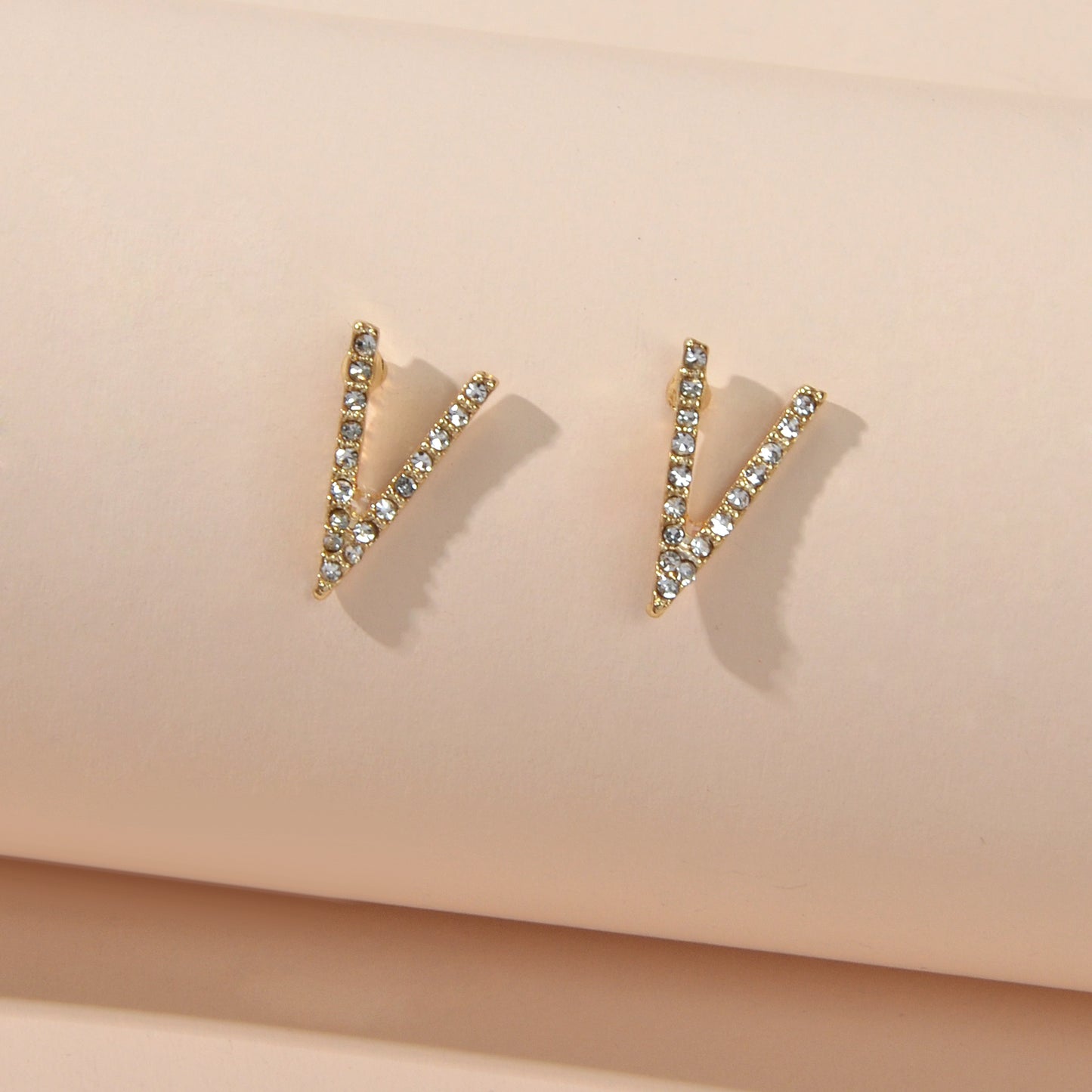 Gold Plated Rhinestone Decor V shape Stud Pierced Personality Geometric Earrings