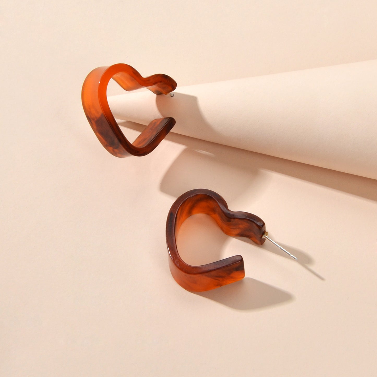 Designer Jewelry Trendy Brown Leopard Resin Acrylic Heart Stud Pierced Earrings
