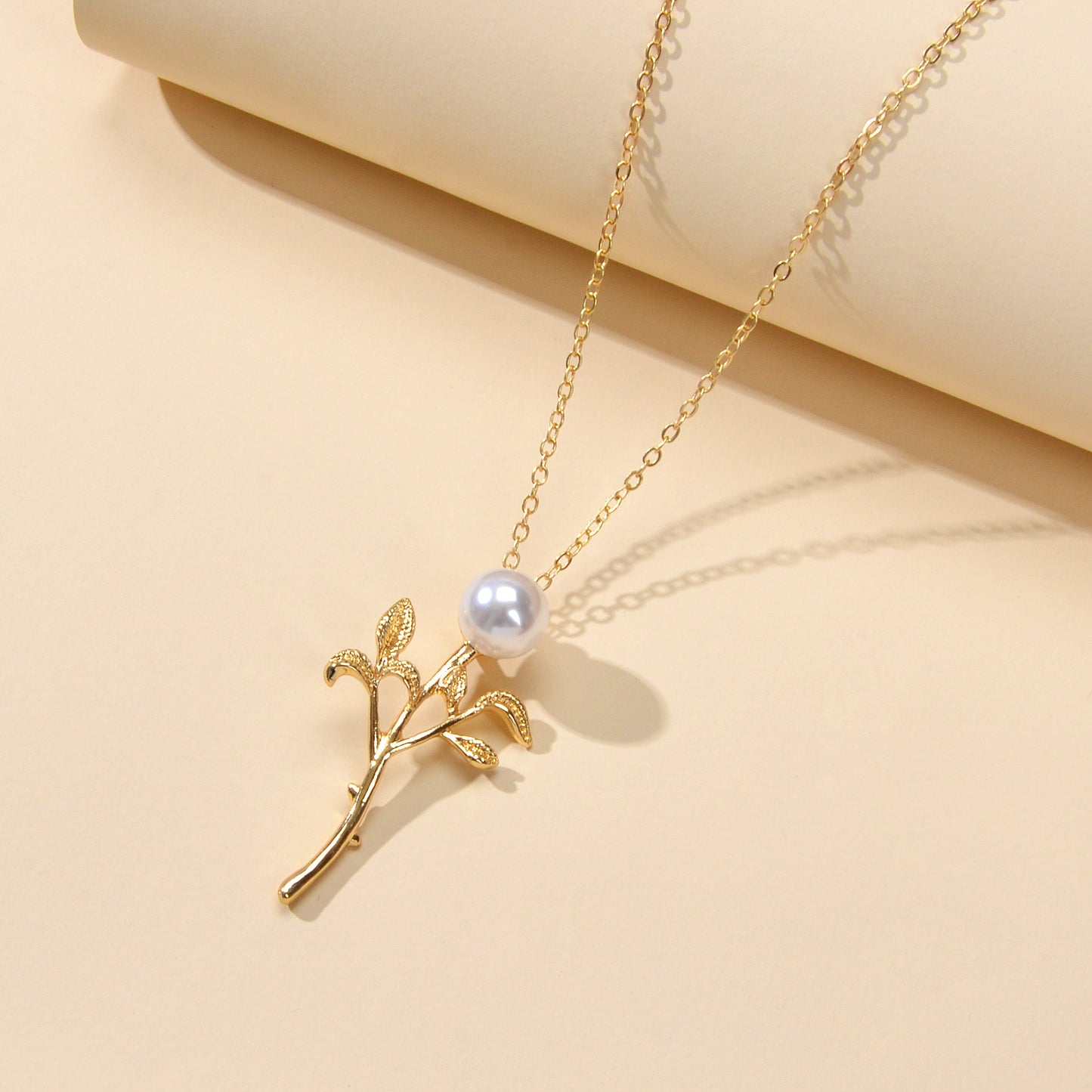 Party Prom Jewelry Golden Chain Imitation Pearl Decor Leaf Branch Pendant Necklace