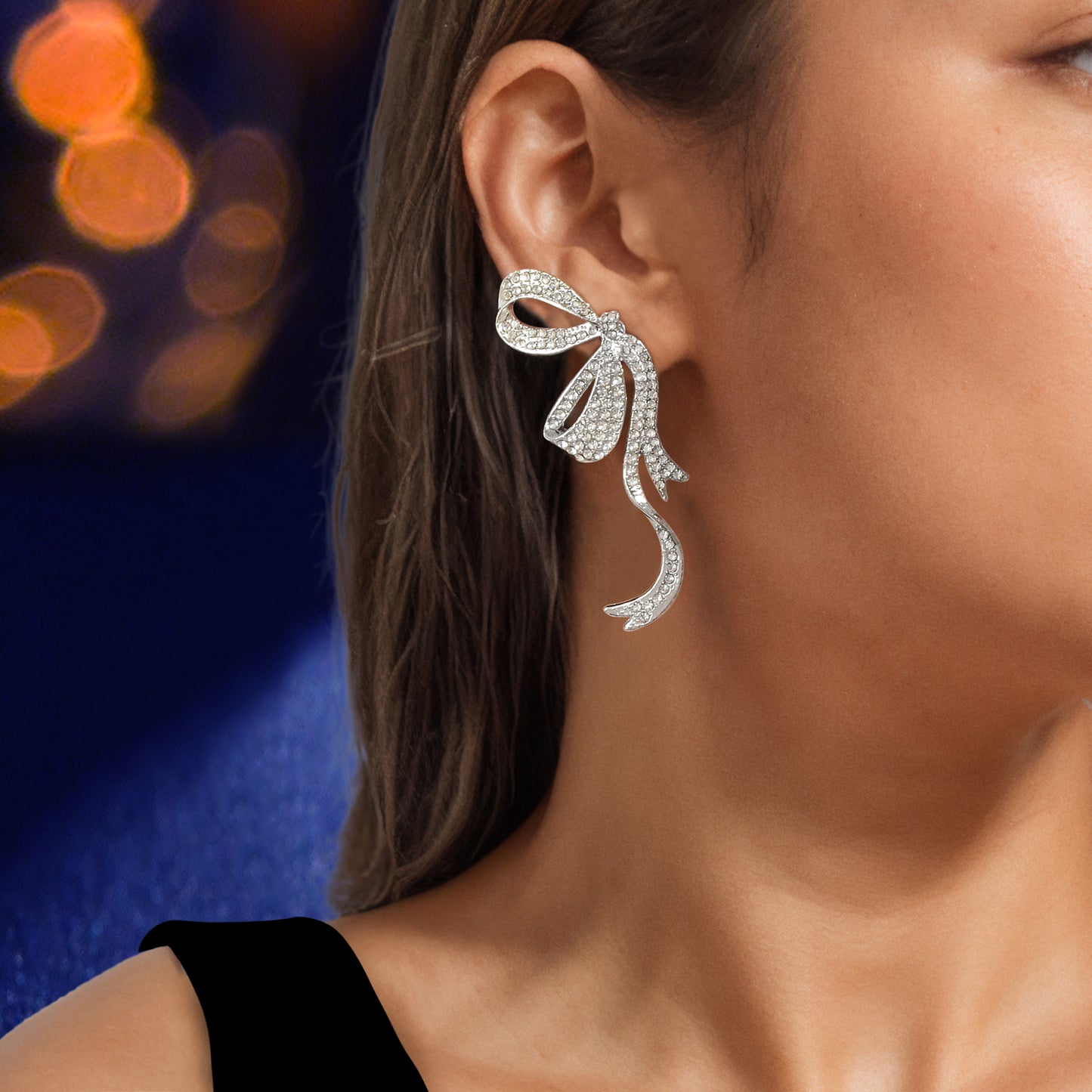 Luxurious Rhinestone Decor Silvery Bow Stud Earrings for Women Banquet