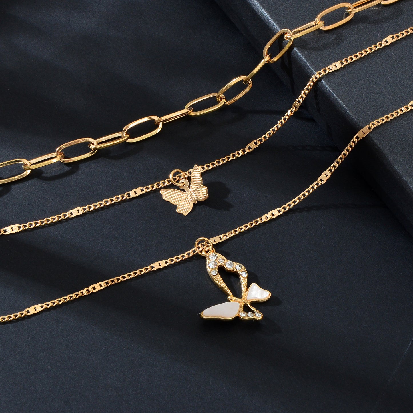 Elegant Golden Layered Chain Butterfly Pendant Necklace for Women Party Social gatherings Jewelry